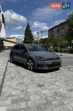 Хетчбек Volkswagen Golf GTI 2019 в Ужгороді