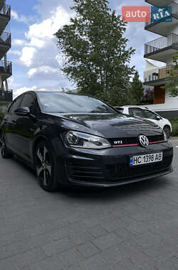 Хэтчбек Volkswagen Golf GTI 2014 в Киеве