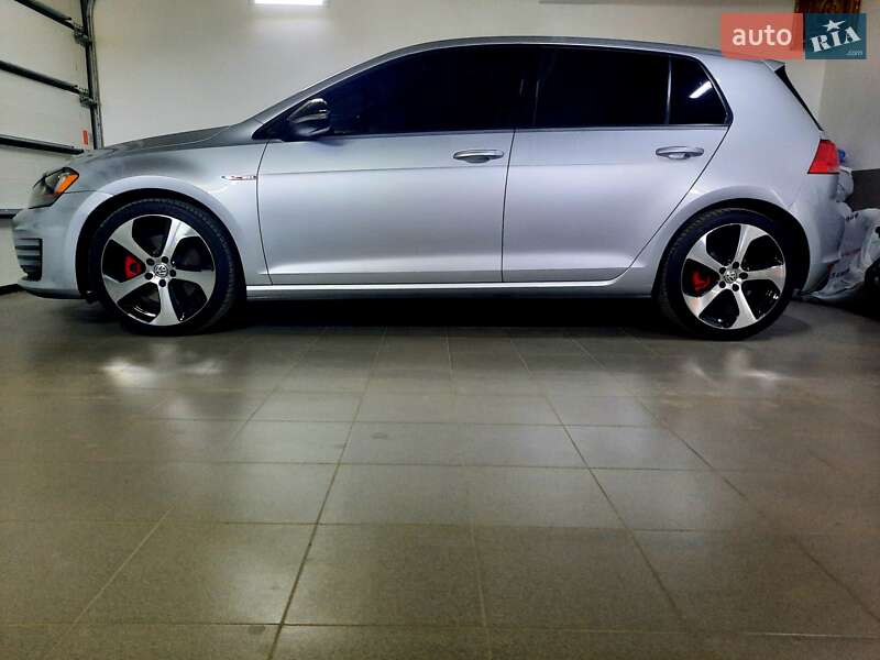 Хетчбек Volkswagen Golf GTI 2014 в Одесі фото 4 Хетчбек Volkswagen Golf GTI 2014 в Одесі