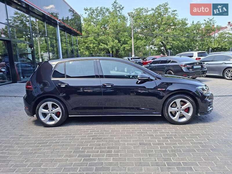 Хэтчбек Volkswagen Golf GTI 2017 в Одессе