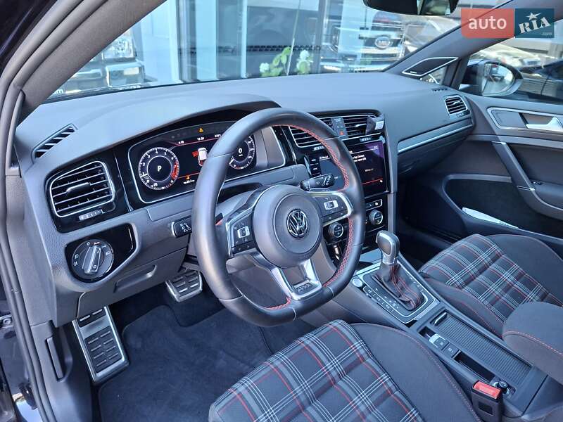 Хэтчбек Volkswagen Golf GTI 2017 в Одессе