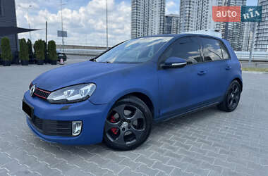 Хэтчбек Volkswagen Golf GTI 2011 в Киеве