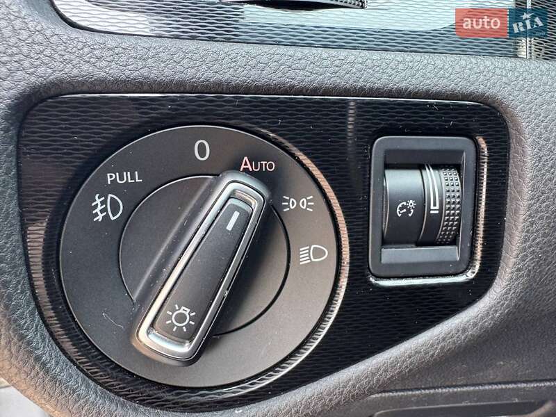 Хетчбек Volkswagen Golf GTI 2014 в Києві