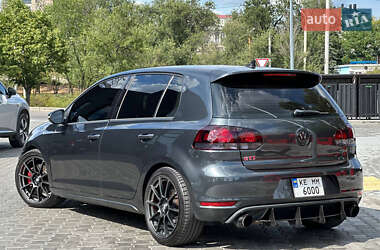 Хетчбек Volkswagen Golf GTI 2013 в 