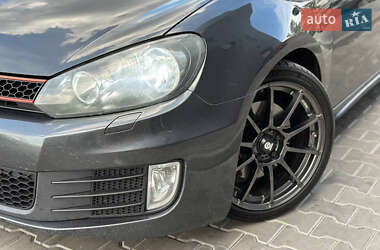 Хетчбек Volkswagen Golf GTI 2013 в 