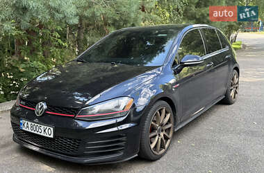 Хэтчбек Volkswagen Golf GTI 2015 в 