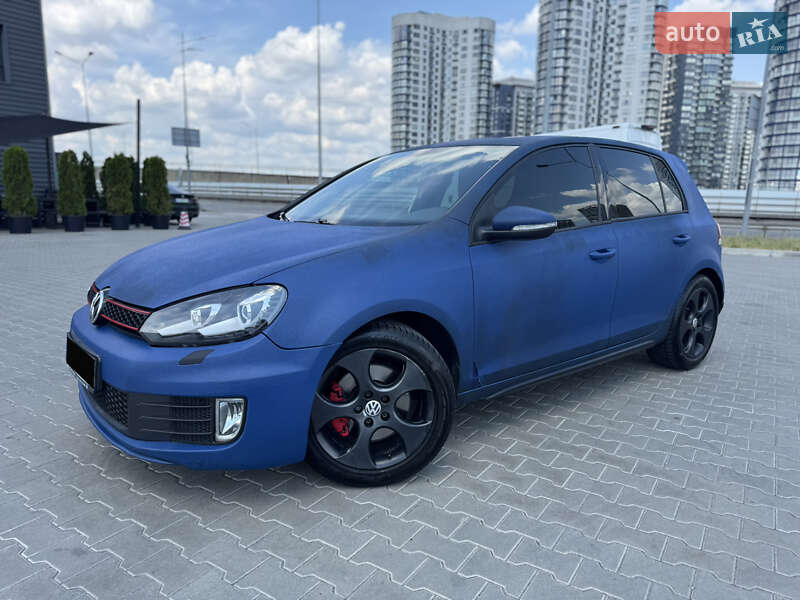 Volkswagen Golf GTI 2011