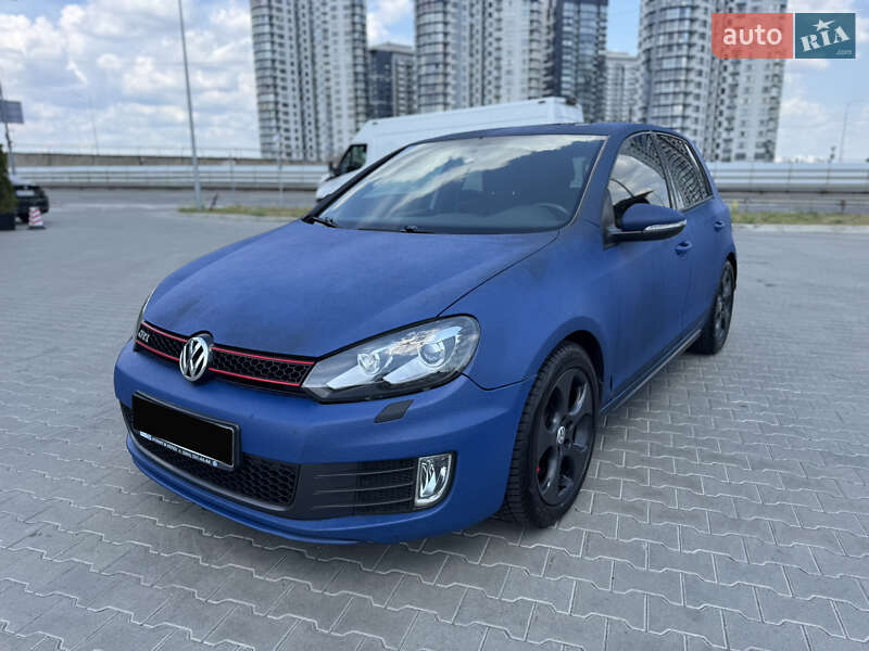 Volkswagen Golf GTI 2011