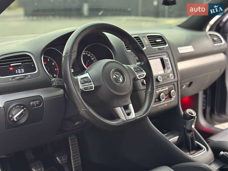 Хэтчбек Volkswagen Golf GTI 2011 в Днепре