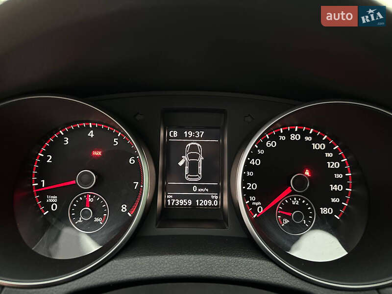 Хэтчбек Volkswagen Golf GTI 2011 в Днепре