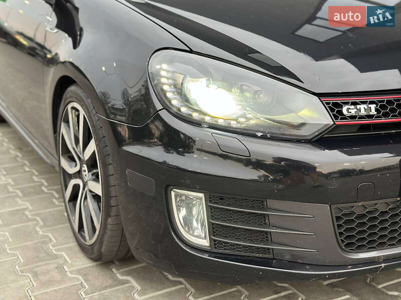 Хэтчбек Volkswagen Golf GTI 2011 в Днепре