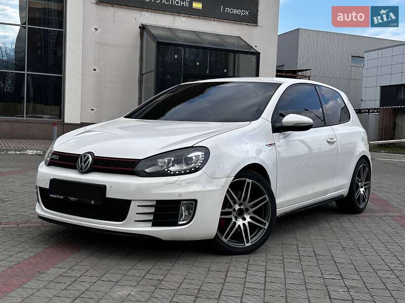 Volkswagen Golf GTI 2012