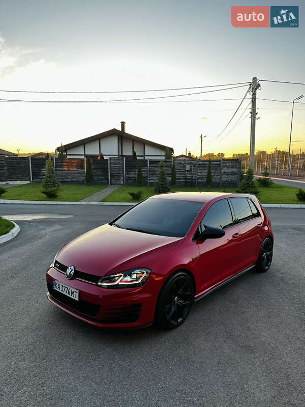 Хэтчбек Volkswagen Golf GTI 2016 в Харькове