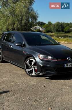 Хетчбек Volkswagen Golf GTI 2017 в Богуславі