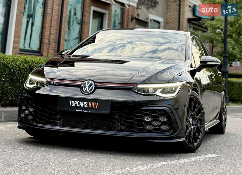 Volkswagen Golf GTI 2021