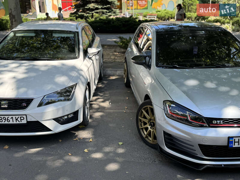 Хэтчбек Volkswagen Golf GTI 2014 в Одессе фото 3 Хэтчбек Volkswagen Golf GTI 2014 в Одессе
