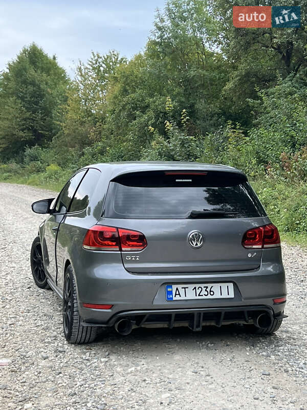 Хэтчбек Volkswagen Golf GTI 2010 в Ивано-Франковске фото 5 Хэтчбек Volkswagen Golf GTI 2010 в Ивано-Франковске