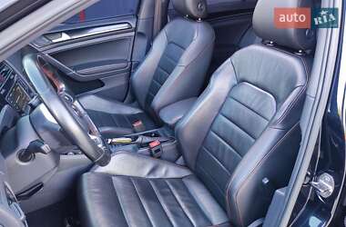 Хэтчбек Volkswagen Golf GTI 2015 в 