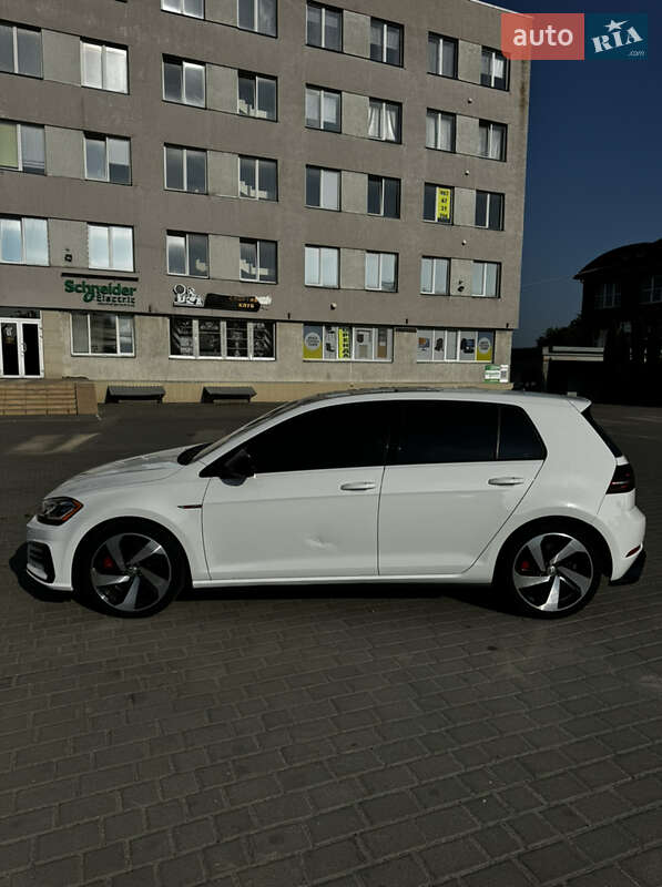 Хэтчбек Volkswagen Golf GTI 2018 в Львове фото 8 Хэтчбек Volkswagen Golf GTI 2018 в Львове