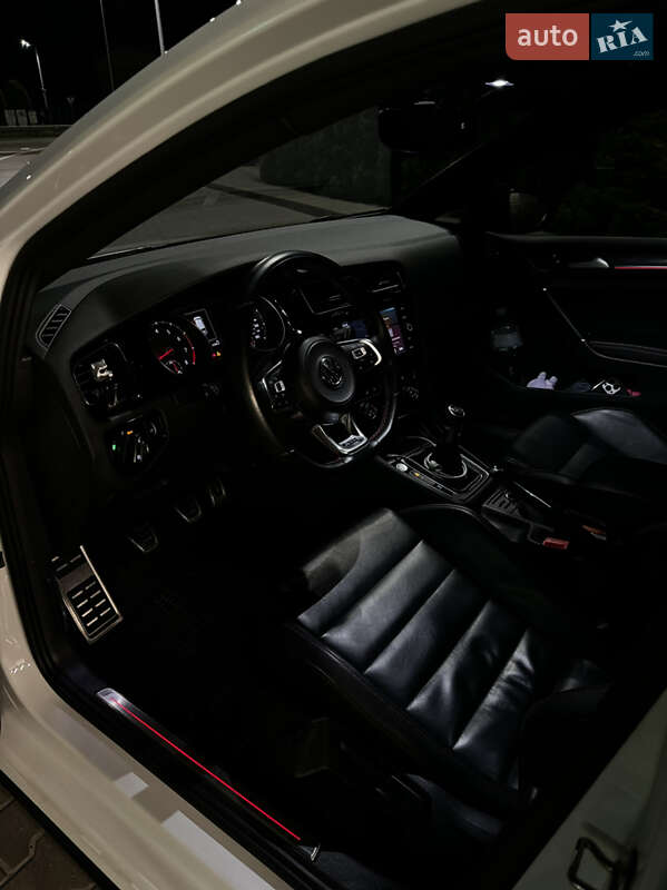 Хэтчбек Volkswagen Golf GTI 2018 в Львове фото 11 Хэтчбек Volkswagen Golf GTI 2018 в Львове