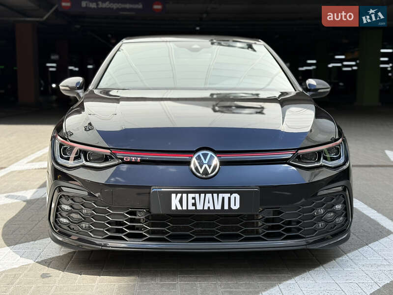 Хэтчбек Volkswagen Golf GTI 2021 в Киеве