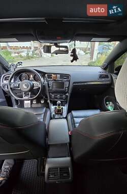 Хэтчбек Volkswagen Golf GTI 2015 в Днепре