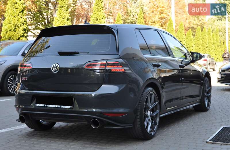 Хэтчбек Volkswagen Golf GTI 2017 в Одессе