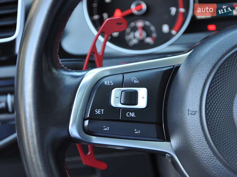 Хэтчбек Volkswagen Golf GTI 2017 в Одессе
