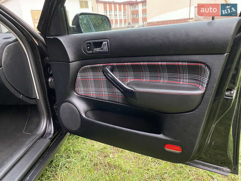 Хэтчбек Volkswagen Golf GTI 1999 в Ивано-Франковске