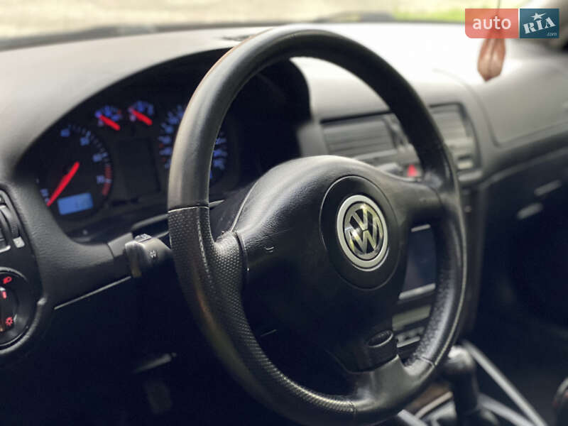 Хэтчбек Volkswagen Golf GTI 1999 в Ивано-Франковске