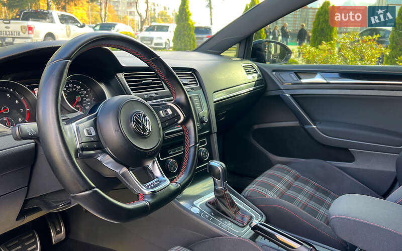 Хэтчбек Volkswagen Golf GTI 2017 в Львове фото 12 Хэтчбек Volkswagen Golf GTI 2017 в Львове