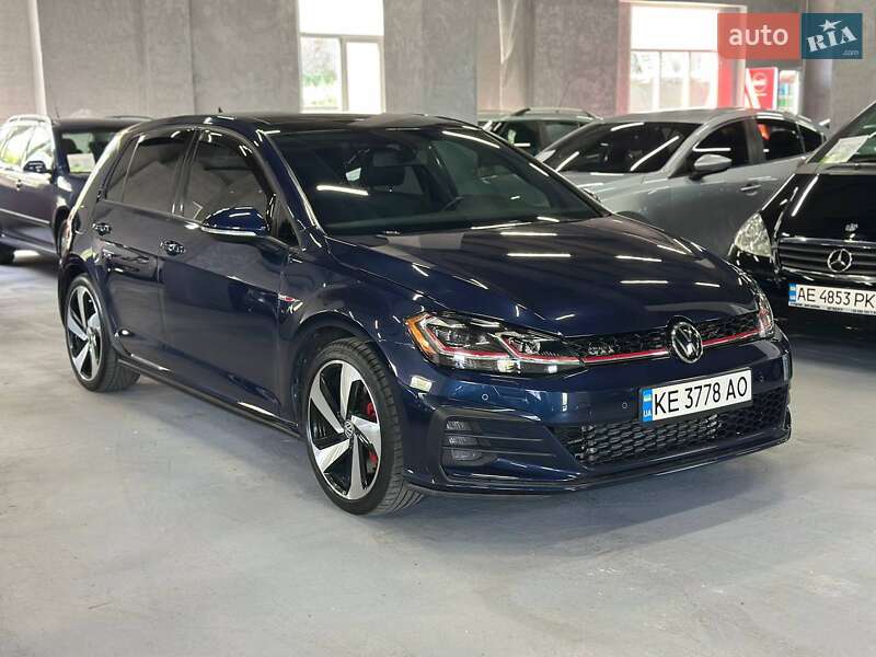 Хэтчбек Volkswagen Golf GTI 2018 в Каменском