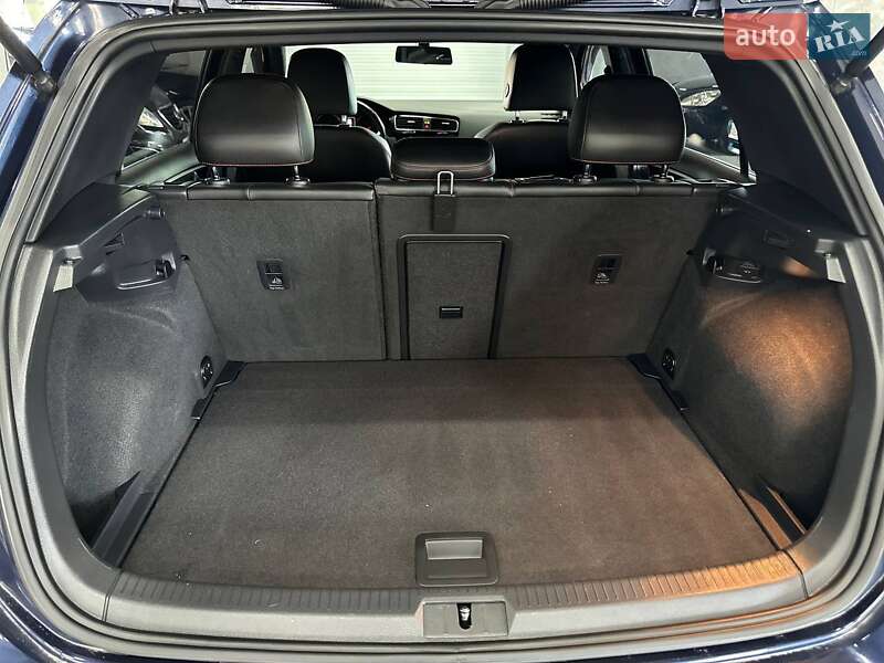 Хэтчбек Volkswagen Golf GTI 2018 в Каменском