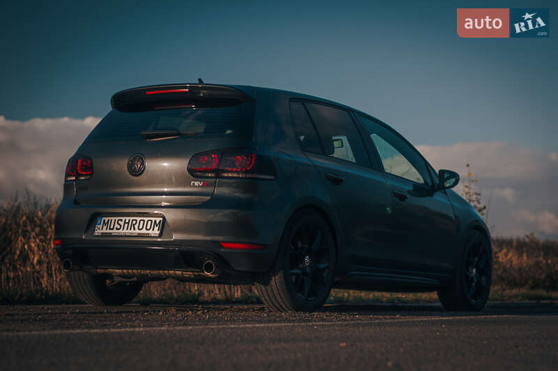 Хетчбек Volkswagen Golf GTI 2012 в Черкасах фото 8 Хетчбек Volkswagen Golf GTI 2012 в Черкасах