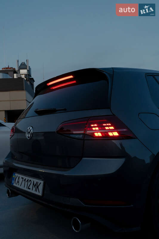Хетчбек Volkswagen Golf GTI 2019 в Києві