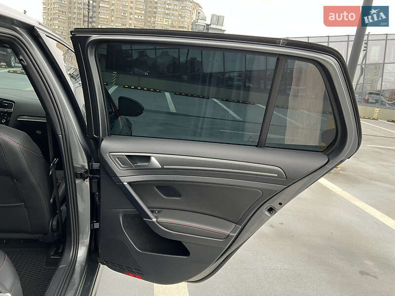 Хетчбек Volkswagen Golf GTI 2019 в Києві