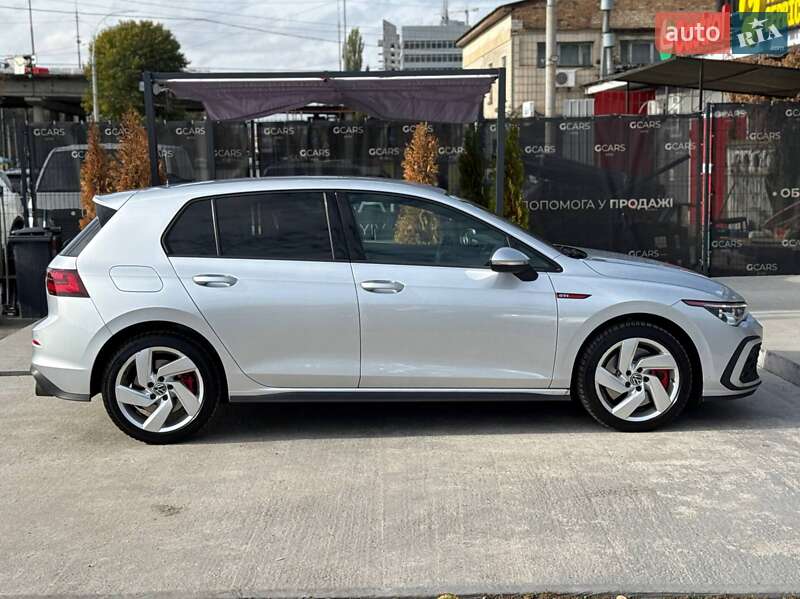 Хэтчбек Volkswagen Golf GTI 2021 в Киеве