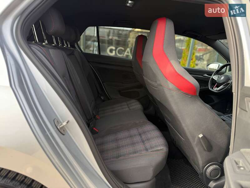 Хэтчбек Volkswagen Golf GTI 2021 в Киеве