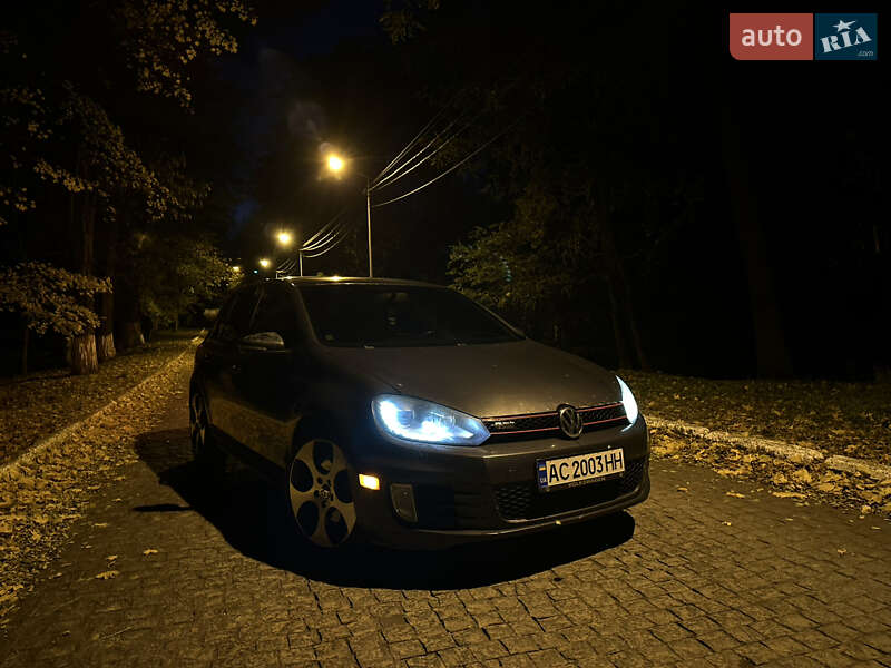 Хэтчбек Volkswagen Golf GTI 2012 в Черновцах