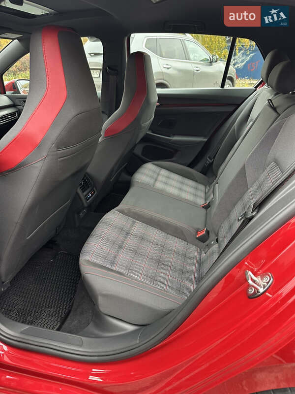 Хетчбек Volkswagen Golf GTI 2022 в Полтаві