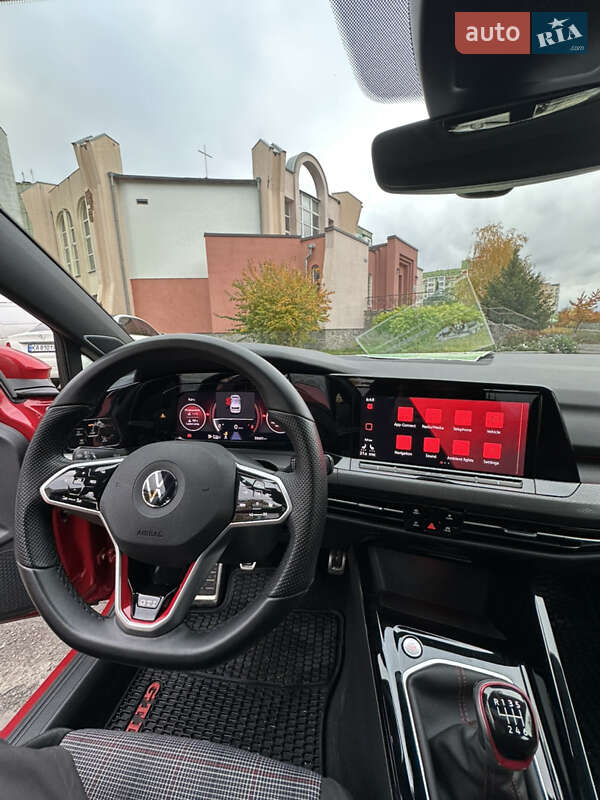 Хетчбек Volkswagen Golf GTI 2022 в Полтаві