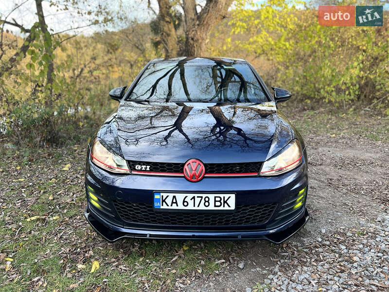 Хэтчбек Volkswagen Golf GTI 2017 в Виннице
