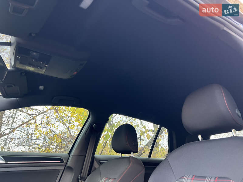 Хэтчбек Volkswagen Golf GTI 2017 в Виннице