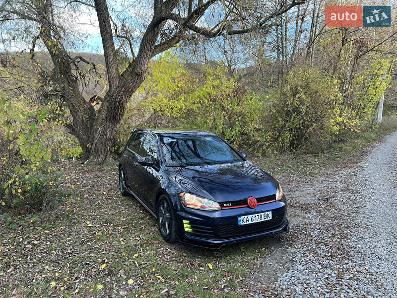 Хэтчбек Volkswagen Golf GTI 2017 в Виннице