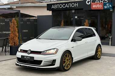 Хэтчбек Volkswagen Golf GTI 2017 в Киеве