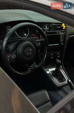 Хетчбек Volkswagen Golf GTI 2014 в Києві