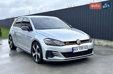 Хэтчбек Volkswagen Golf GTI 2014 в Киеве