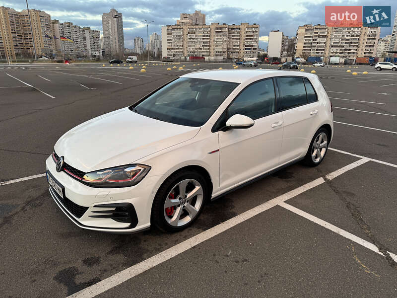 Volkswagen Golf GTI 2019