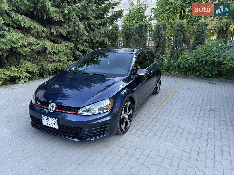 Хэтчбек Volkswagen Golf GTI 2016 в Днепре фото Хэтчбек Volkswagen Golf GTI 2016 в Днепре
