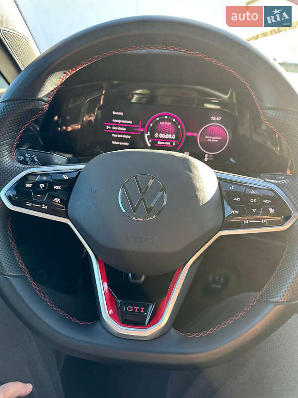 Хэтчбек Volkswagen Golf GTI 2023 в Львове фото 21 Хэтчбек Volkswagen Golf GTI 2023 в Львове